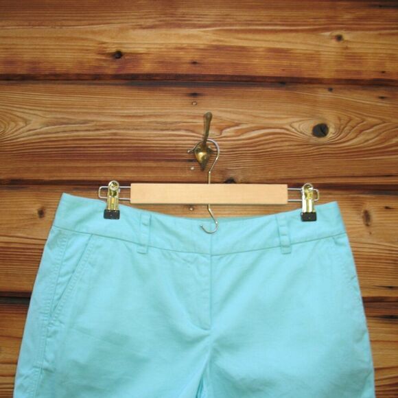 Vineyard Vines Mid Rise  Chino Shorts - Picture 3 of 6